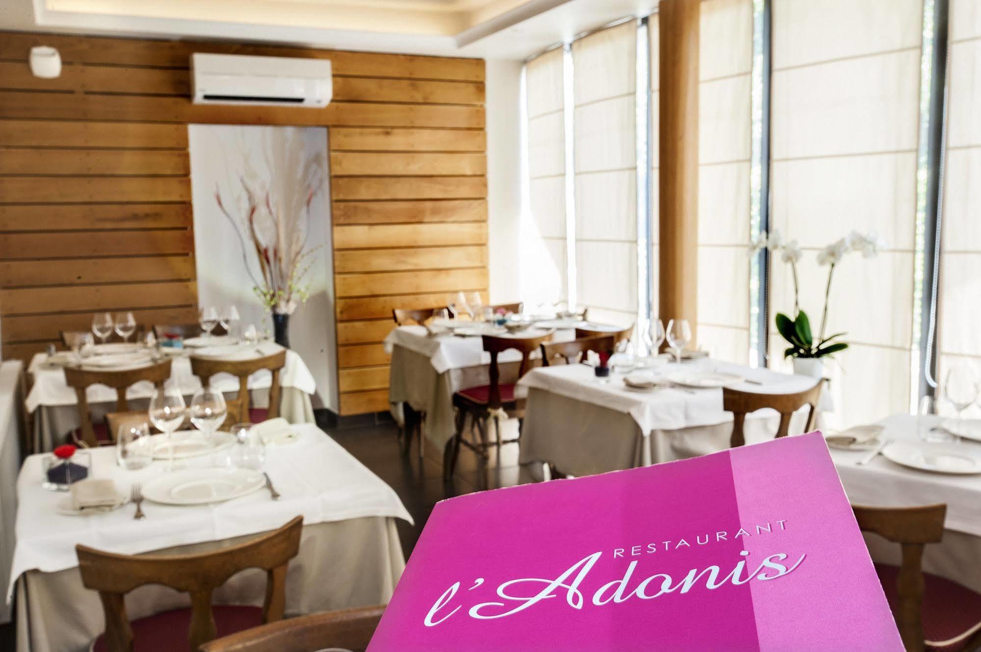 Logis Hotel Restaurant Des Gorges Du Tarn Florac Exterior foto